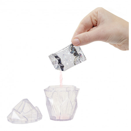 Bambola con Animale Domestico MGA Amaya Rainbow World 22 cm Articolata