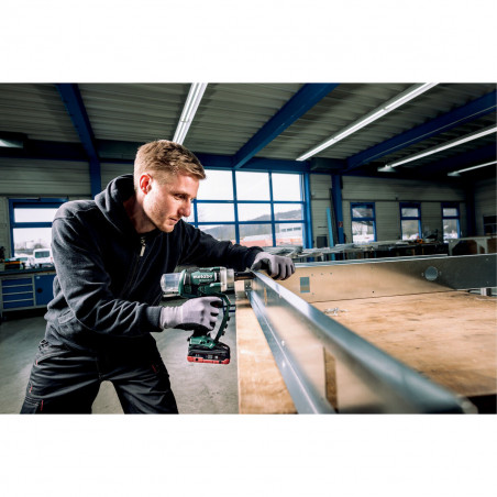 Parafusadeira elétrica Metabo NP 18 LTX