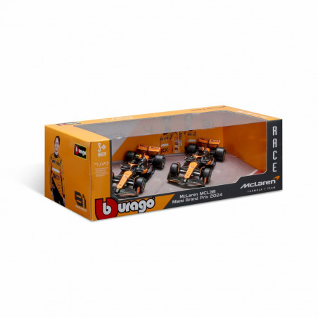 Set of 2 Cars McLaren F1 1:43 Black