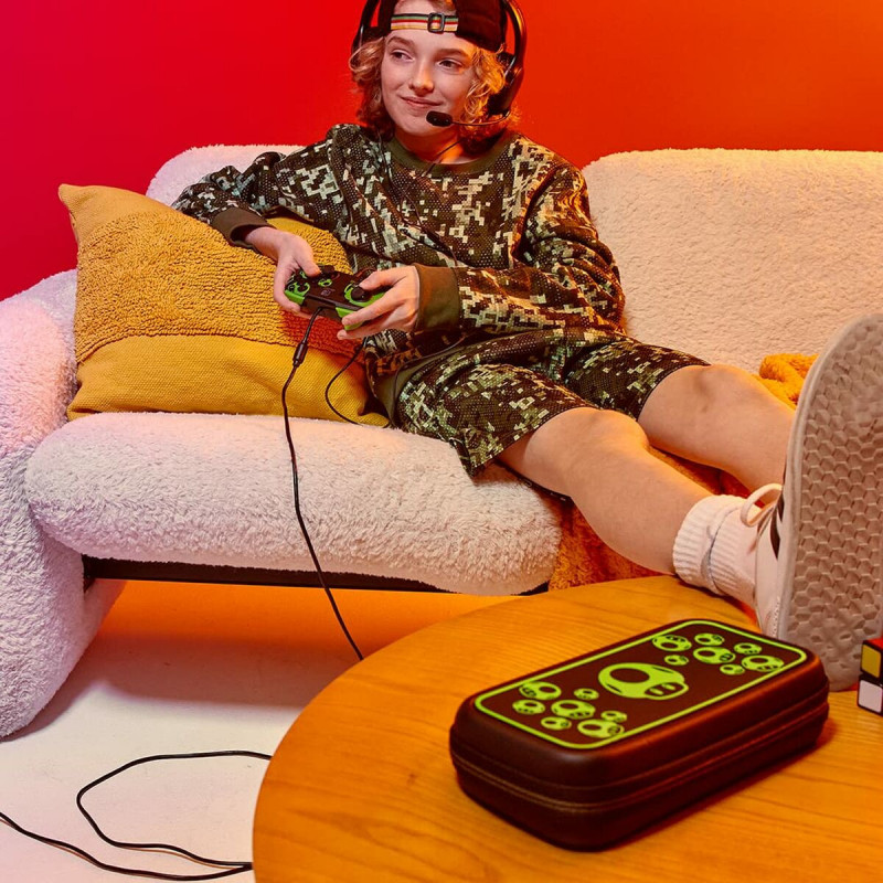 Housse et Protecteur d'Ecran pour Nintendo Switch PDP