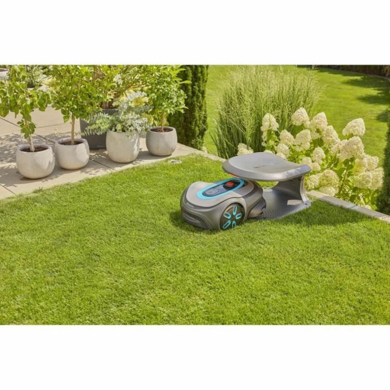 Lawn mowing robot Gardena