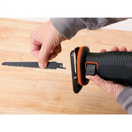 Serra de Sabre Black & Decker BDCR18N-XJ 18 V